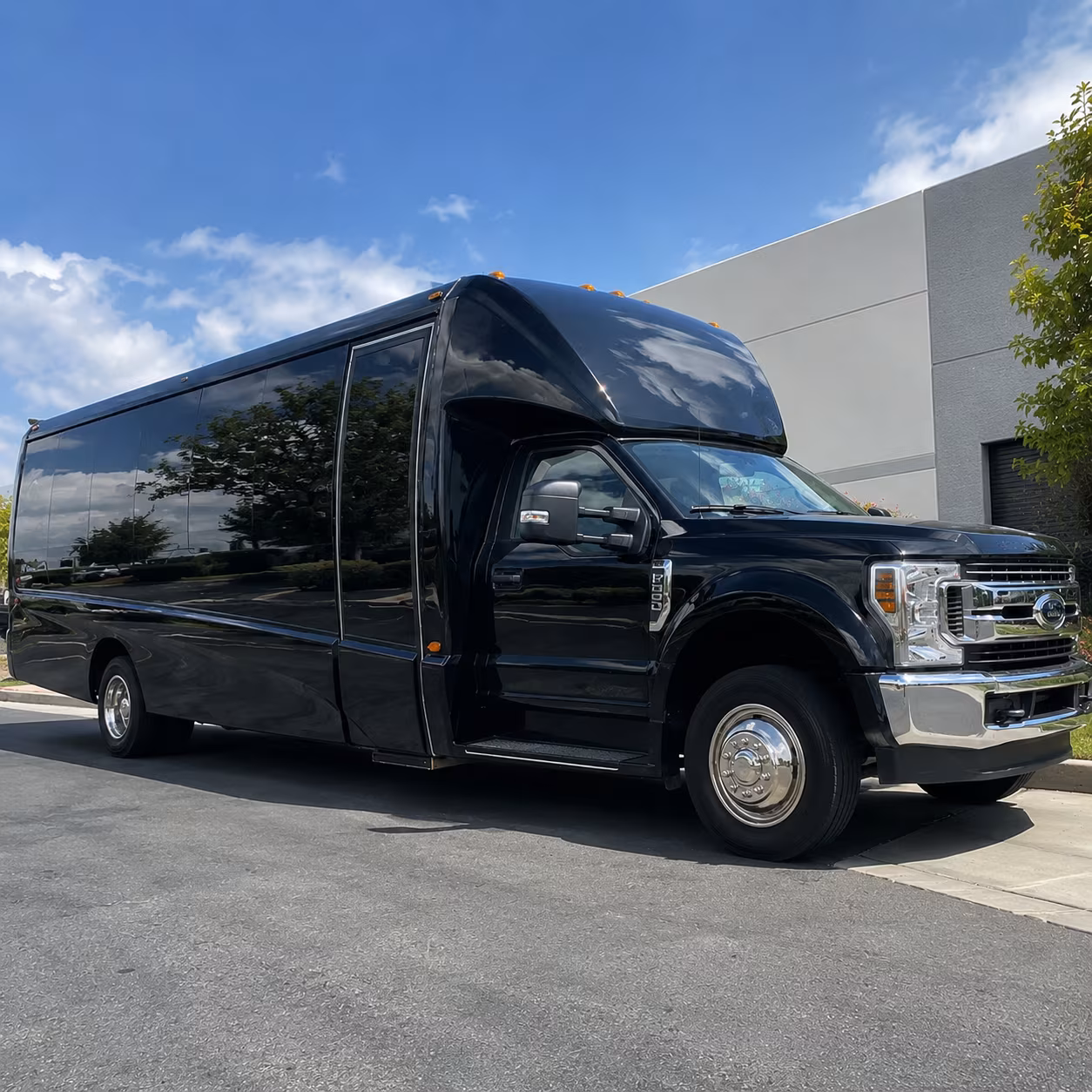 charter buses for surprise area museum and science field trips