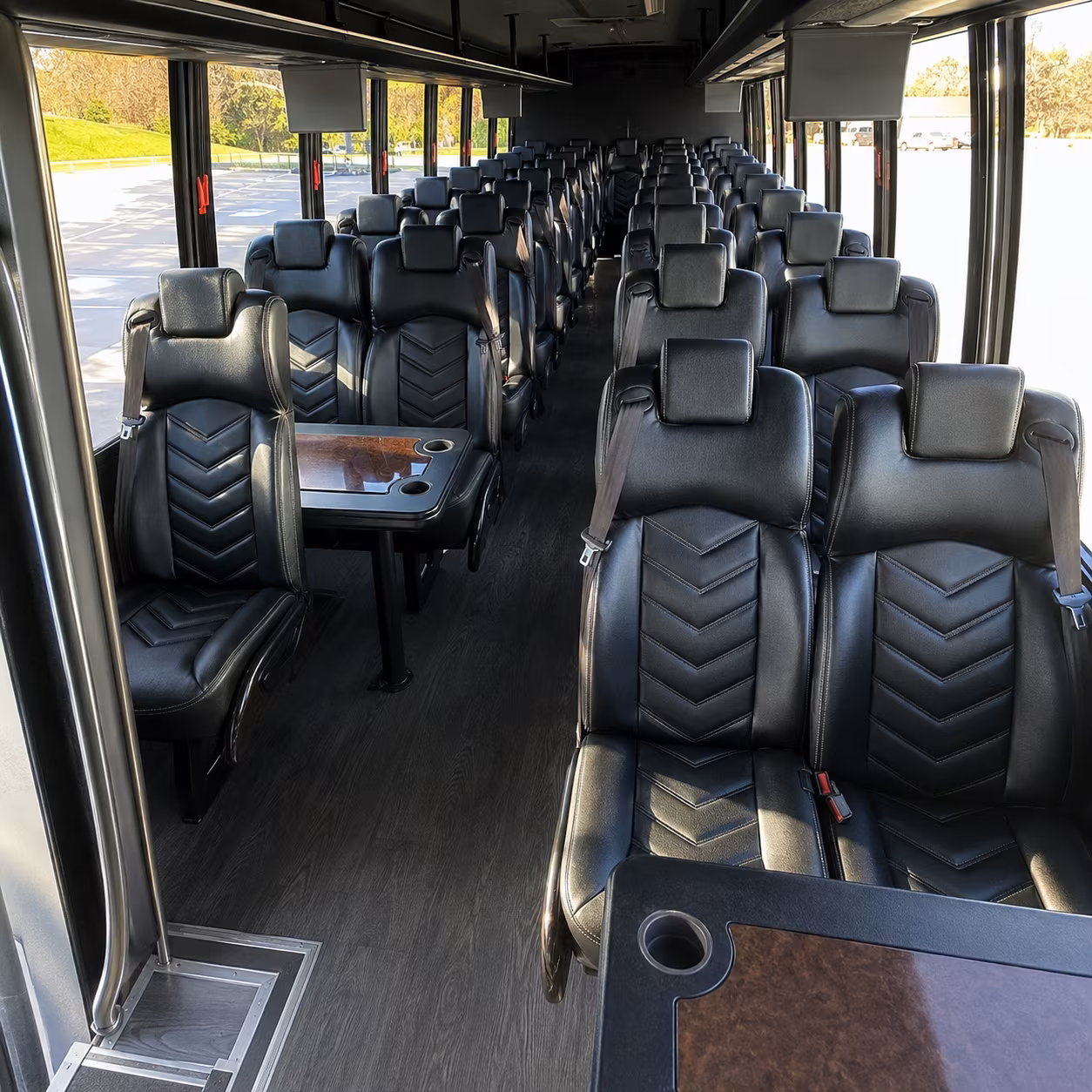 charter buses to the verde valley wine trail from surprise